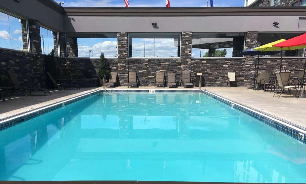 Carriage House Hotel And Conference Centre YYC Fasiliteter bilde