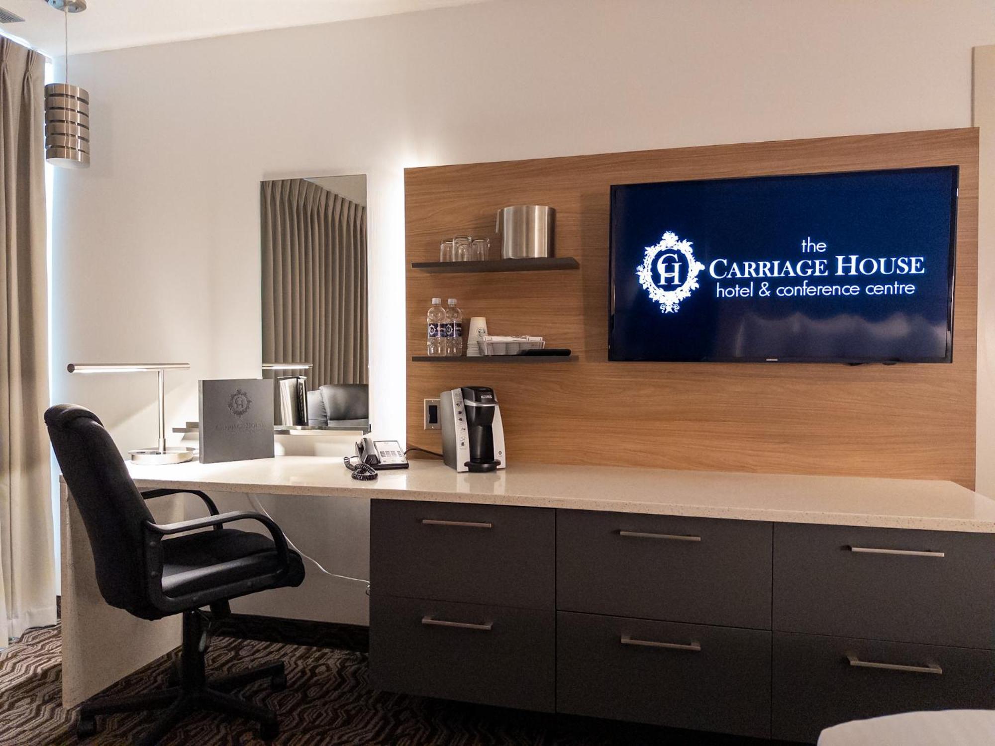Carriage House Hotel And Conference Centre YYC Eksteriør bilde