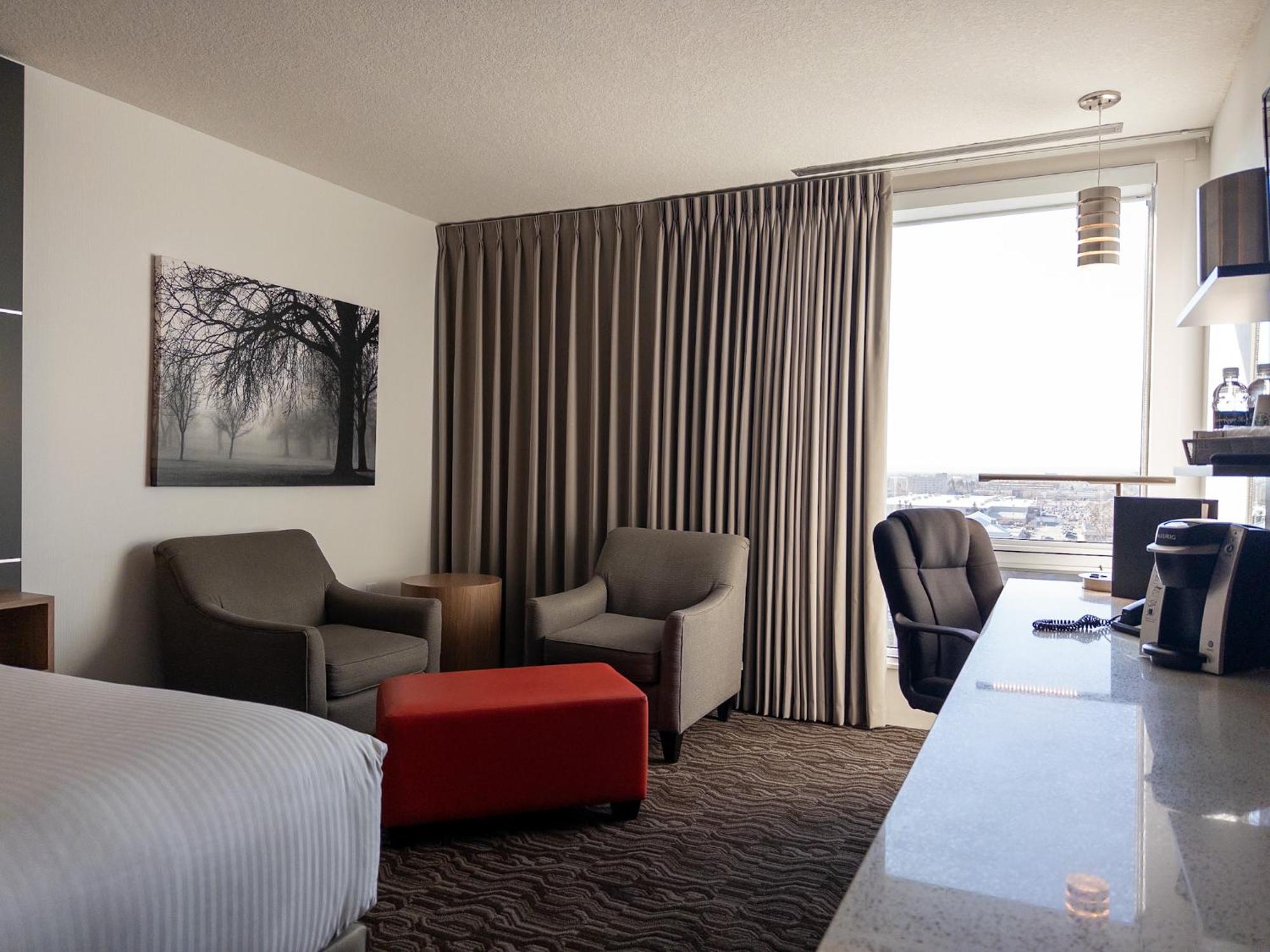 Carriage House Hotel And Conference Centre YYC Eksteriør bilde