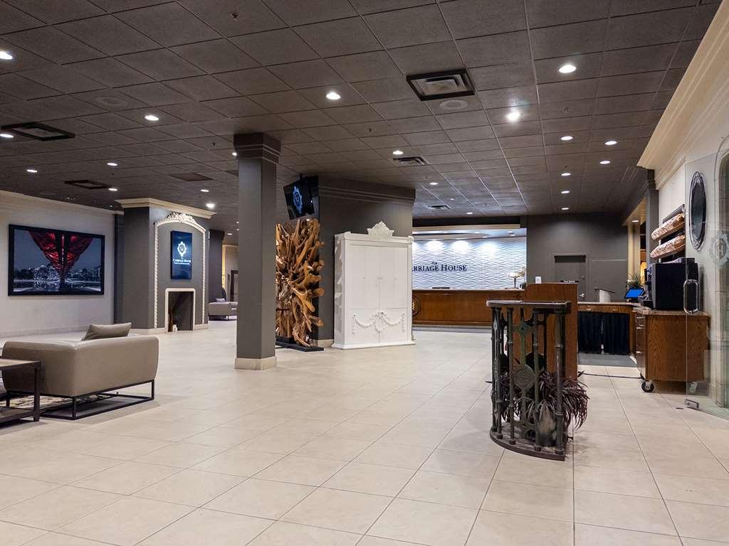 Carriage House Hotel And Conference Centre YYC Interiør bilde